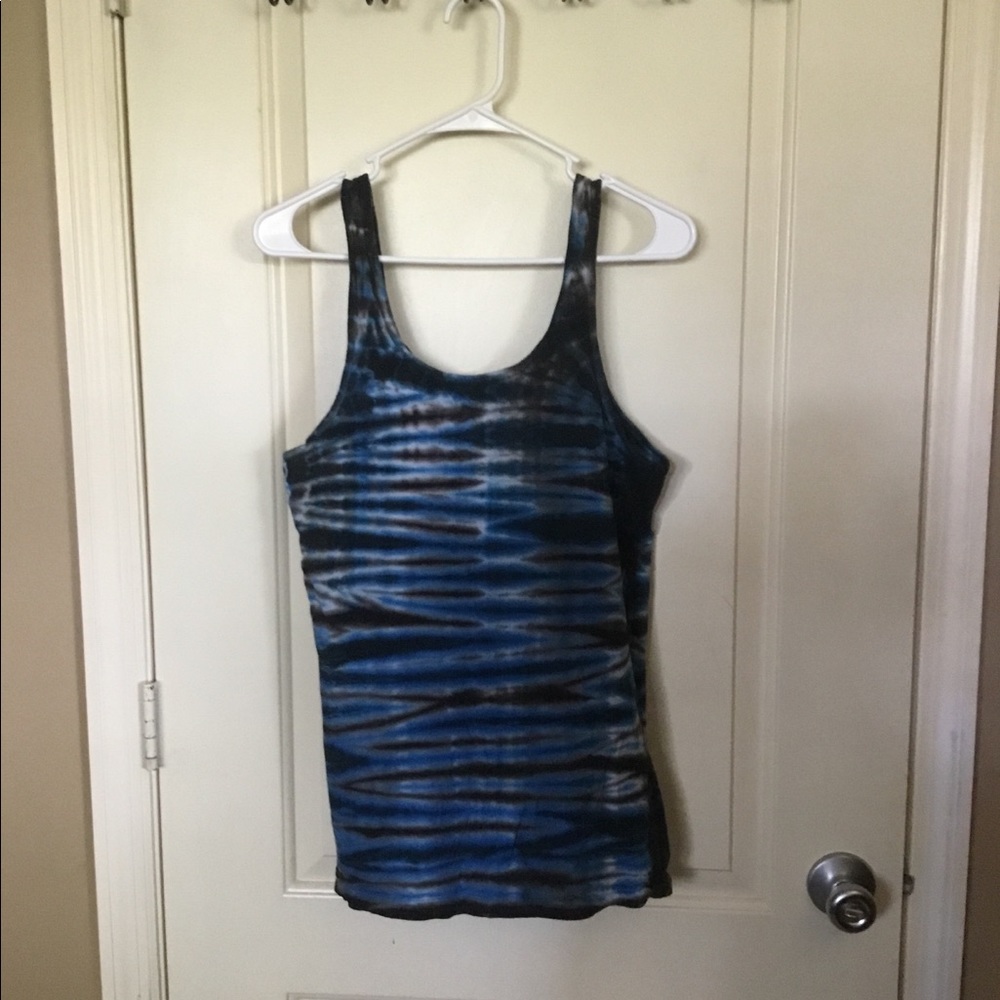 Tank tee